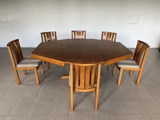 Tavolo da pranzo Mid-Century moderno con sedie, anni '80, set di 7 in  vendita su Pamono