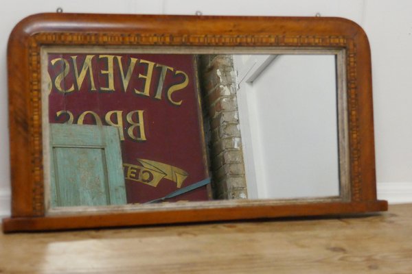 Espejo victoriano de nogal con incrustaciones, década de 1870 en venta en  Pamono