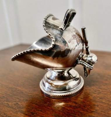 Azucarero Novelty bañado en plata con cuchara original, años 20