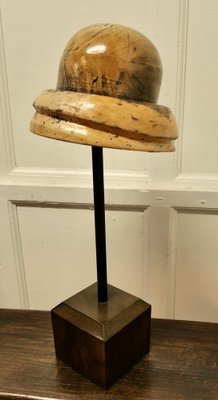 French Fruit Wood Hat Block Milliners Form, 1920 for sale at Pamono