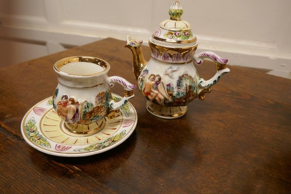 R，CAPODIMONTE  ITALY ポット Lot 90 - COLLECTION OF CAPODIMONTE PORCELAIN