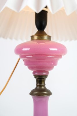 Vintage pink sale glass table lamp