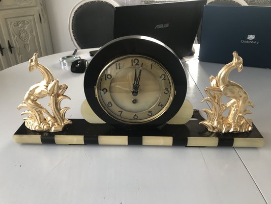 Art Deco Clock in Marble and Brass, 1930s for sale at Pamono
