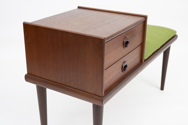 Gossip telephone sale bench