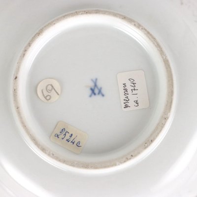 Meissen Cup with Saucer, Set of 2 for sale at Pamono Meissen Cup with Saucer, Set of 2 for sale at Pamono