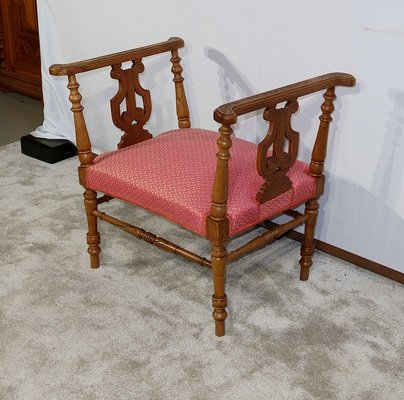 Kleine Bank mit Rollstühlen aus Nussholz, 1800er bei Pamono kaufen