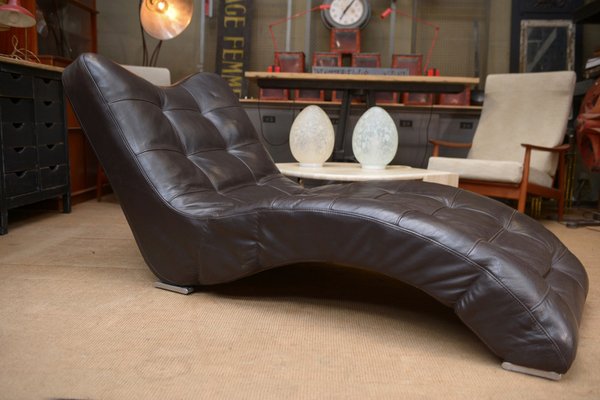 Black leather sale chaise chair