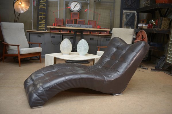 Chaise 2024 lounge tan