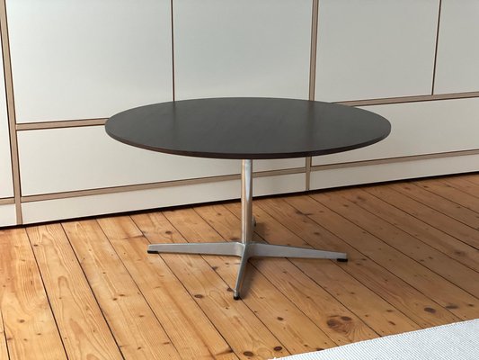 Coffee Table by Arne Jacobsen for Fritz Hansen, 1960s for sale at