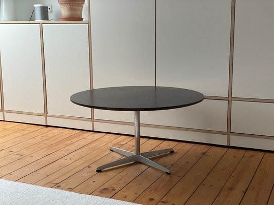 Coffee Table by Arne Jacobsen for Fritz Hansen, 1960s for sale at
