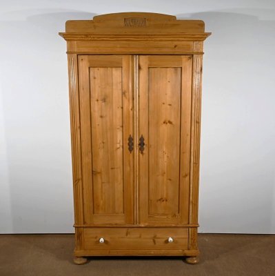 Pine Wardrobe Eastern Country 1900s for sale at Pamono