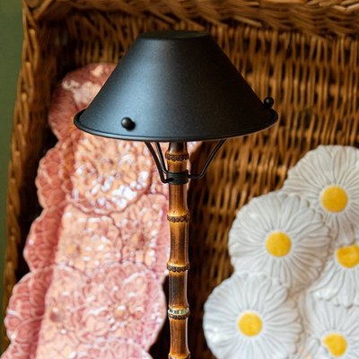 Lampe aus Bambus mit schwarzem Finish und Ladegert von Isander Borges bei  Pamono kaufen