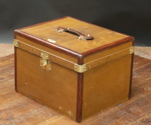 Antique Leather Hat Box for sale at Pamono