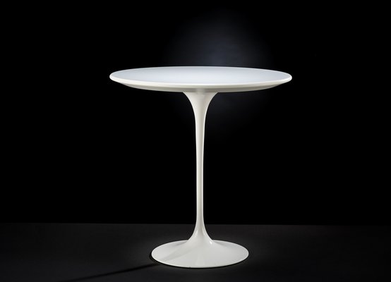 Knoll on sale studio saarinen