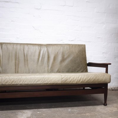 Guy rogers sofa deals