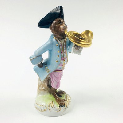 SCHEIBE-ALSBACHアンティークドイツ楽隊猿のオーケストラフィギュリン French Porcelain Monkey Band Horn Player Figurine from Scheibe