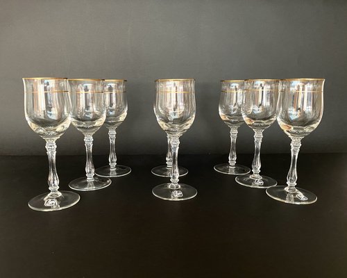 https://cdn20.pamono.com/p/g/1/5/1574153_e4e2tonqji/vintage-crystal-wine-glasses-by-gallo-1980-set-of-8-3.jpg
