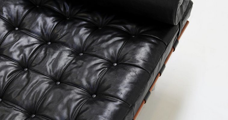 Vintage Barcelona Daybed by Ludwig Mies Van Der Rohe for Knoll Inc