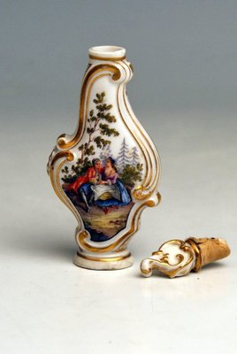 Rocaille en Miniature Scent Bottle with Watteau Decor from Meissen