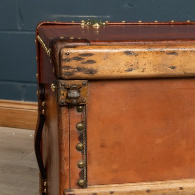 Vintage French Courier Trunk in Natural Cow Hide from Louis Vuitton, 1930  for sale at Pamono