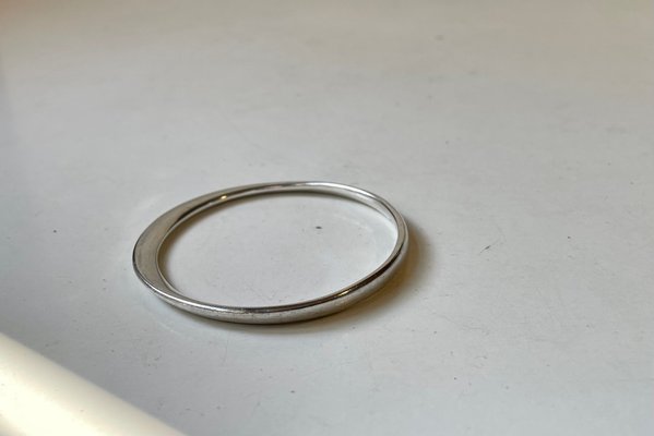 Vintage Twisted Silver Bracelet Bangle by Vivianna Torun Bulow Hube for Georg Jensen 1970s