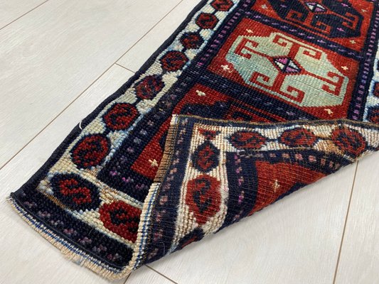 Small Wool Bathroom Rug with Moroccan Decor for sale at Pamono