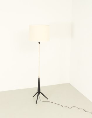 Ikea tripod floor lamp deals