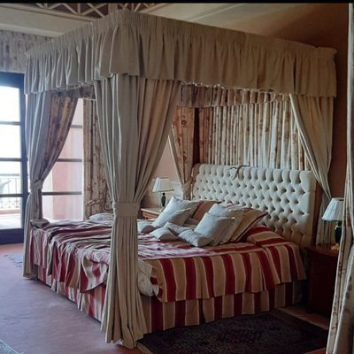 4 poster king size cheap bed for sale