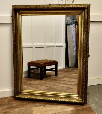 Specchio da parete grande dorato, anni '20 in vendita su Pamono