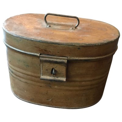 Metal sales hat box