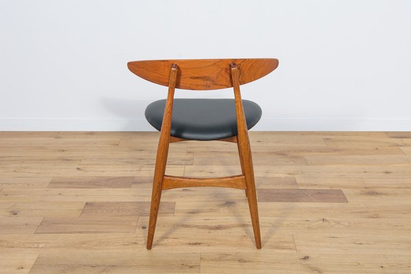Mid Century Danish Ch33 Dining Chairs by Hans J. Wegner for Carl