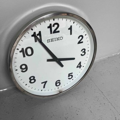Industrial Seiko KH411S Wall Clock, Japan, 1980s for sale at Pamono