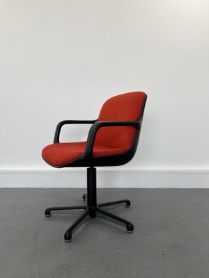 Comforto chair deals
