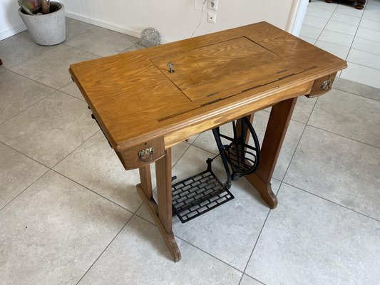 Vintage Sewing Machine Table in Pine for sale at Pamono