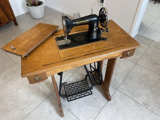 Sewing machine table for sale outlet