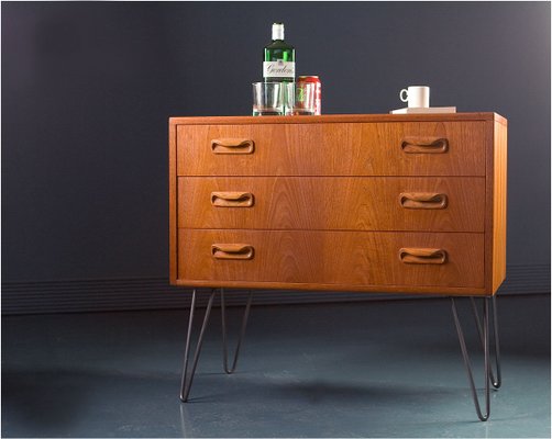 Vintage British Small Teak Chest Of Drawers From G Plan For Sale