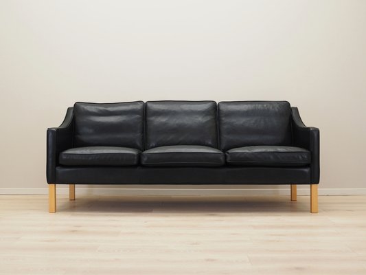 Black leather 2024 lounges for sale