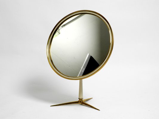 Specchio da tavolo grande Mid-Century in ottone di Vereinigten Werkstätten  in vendita su Pamono