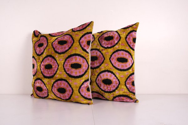 Set Of 4 Purple And Pink Ikat Design Lumbar Pillow Covers Set Of 4 Purple And Pink Ikat Design Lumbar Pillow Covers