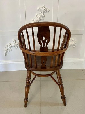 George III Childs Yew Wood Windsor Chair, 1800s for sale at Pamono