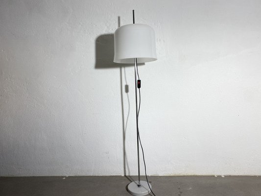 Vintage white outlet floor lamp