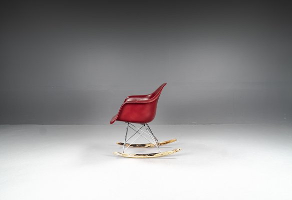 Rocking Chair by Charles Ray Eames for Herman Miller 1950s for sale at Pamono