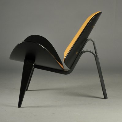 Danish CH 07 Shell Armchair by Hans J Wegner for Carl Hansen Danish CH 07 Shell Armchair by Hans J Wegner for Carl Hansen
