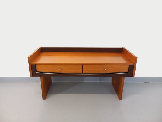 Small scandi dressing sale table