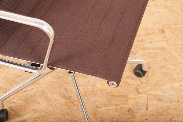 Aluminium chair ea 118 best sale