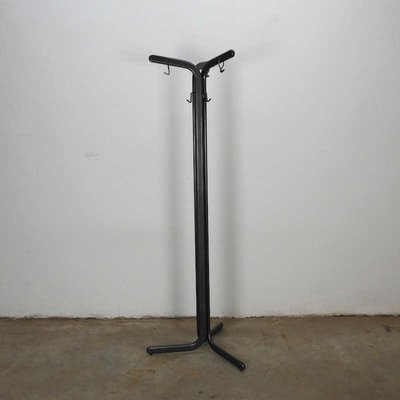 cheap metal floor clothes hanger standing