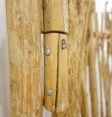 Biombo decorativo en madera para exterior