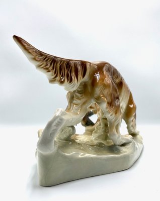 Grand Chien De Chasse Avec Figurine En Porcelaine De Royal Dux Bohemia 1940s 1