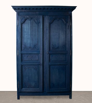 Old fashioned 2024 wardrobes for sale