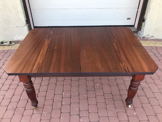 Rustic mahogany dining table outlet